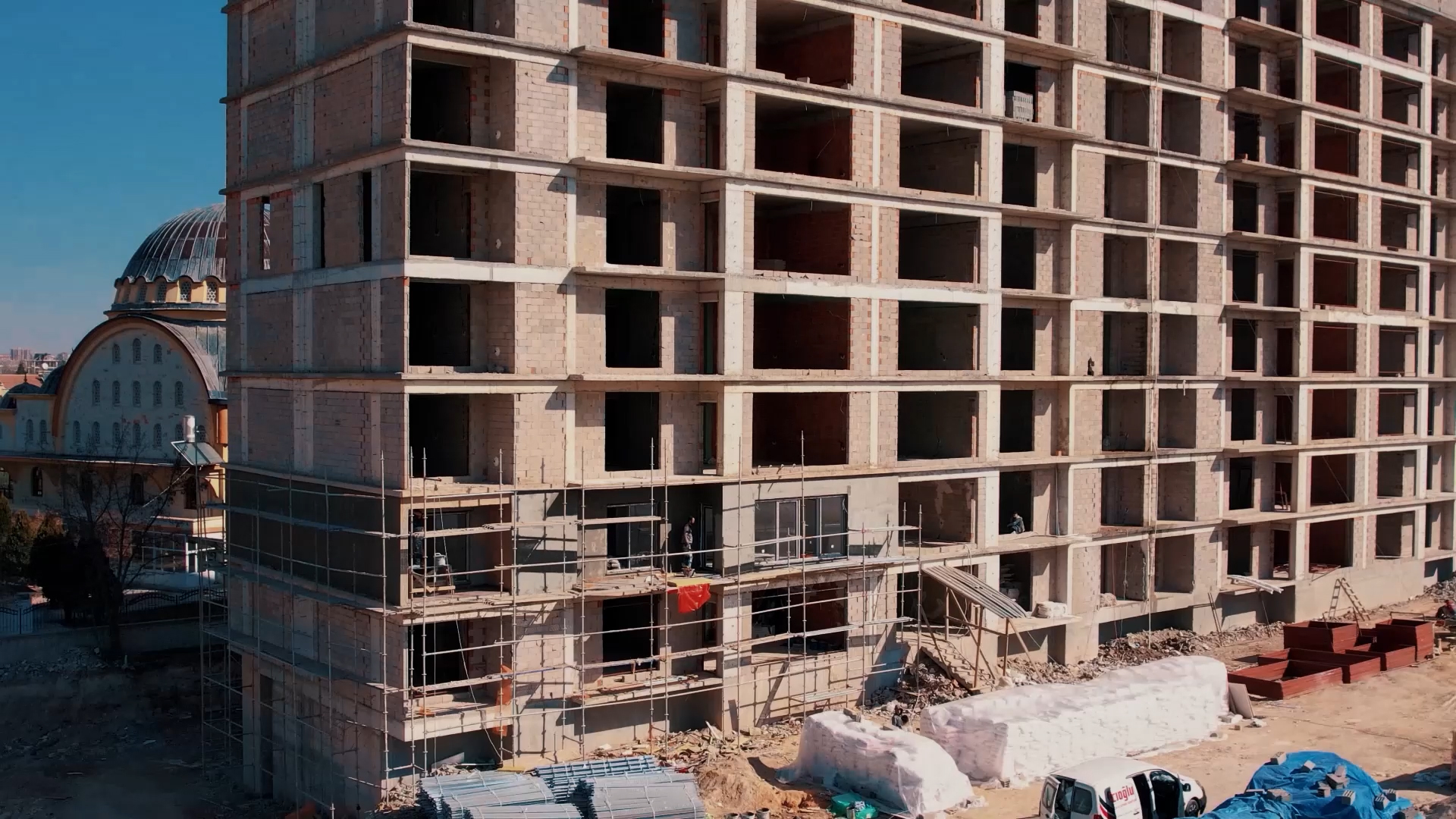 Kaba İnşaat konusunda demir ve kalıp işçiliği konusunda uzman ekibimizle birlikte proje ortaklığı yapıyoruz. 